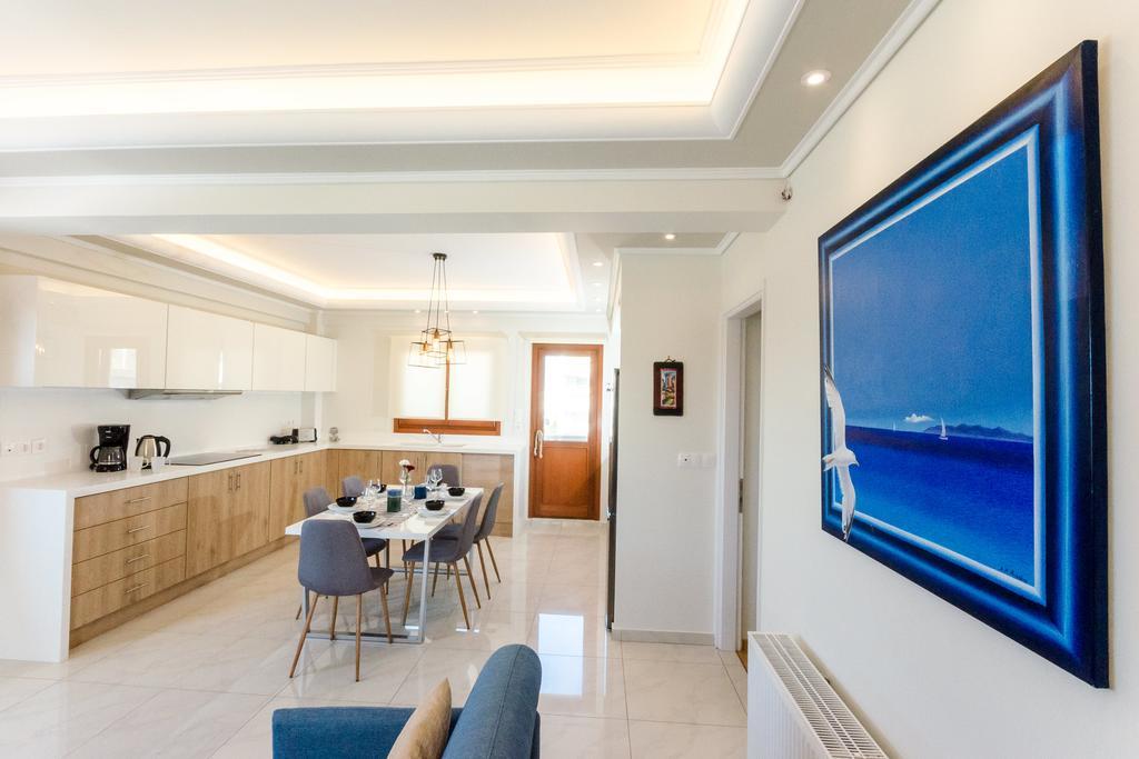 אתונה Leo - Unique Glyfada Apartment מראה חיצוני תמונה